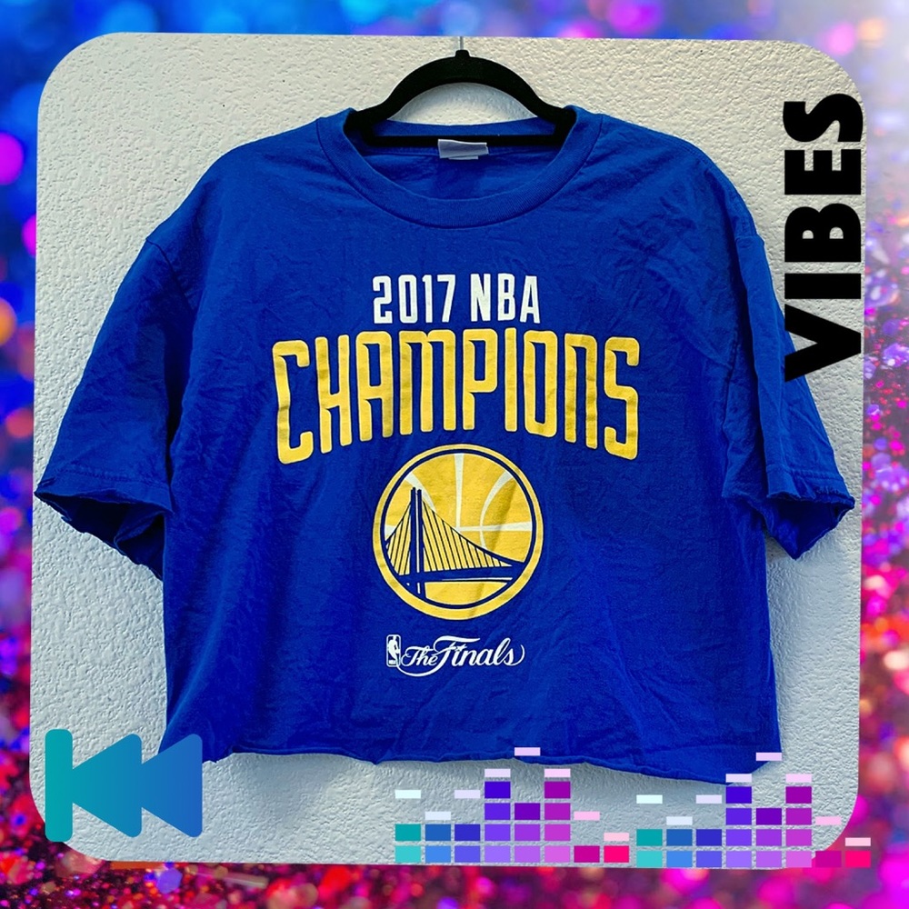 ✨SOLD✨Golden State Crop